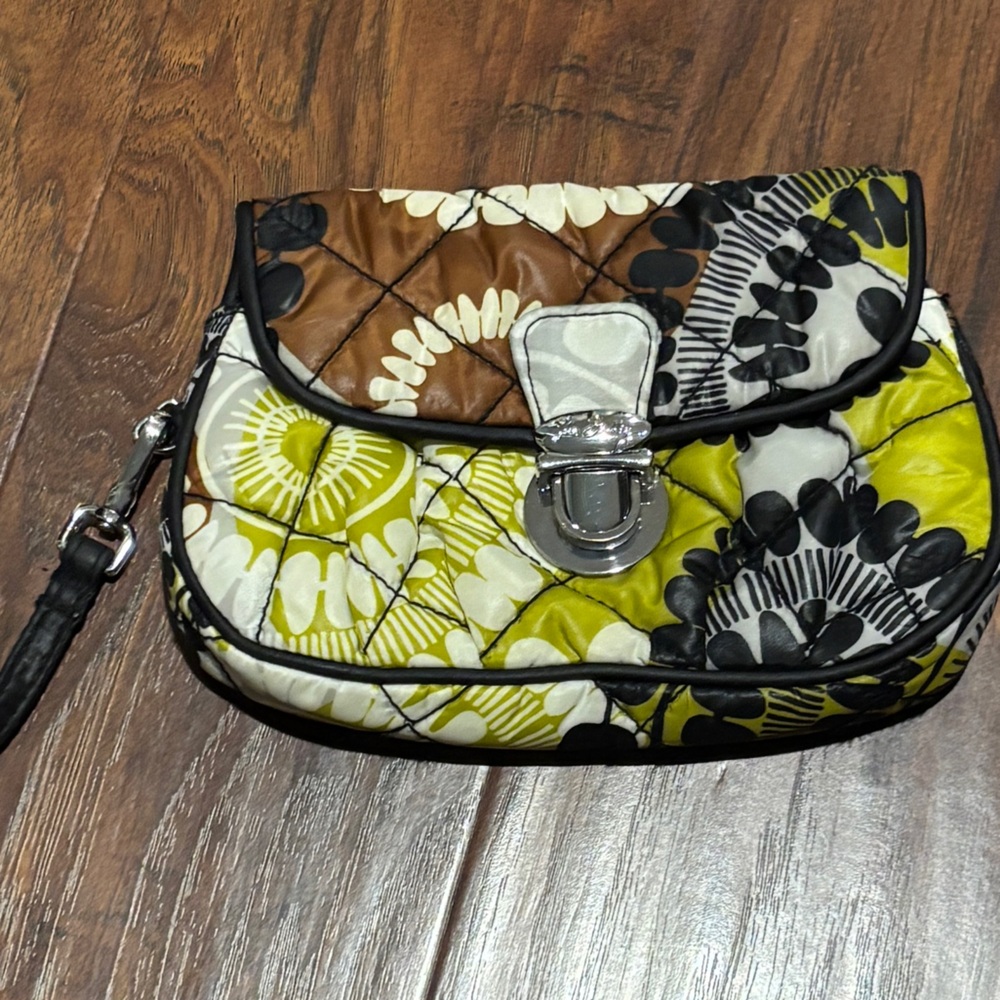 Vera Bradley Puffy Wristlet Wallet in Retired Cocoa Moss